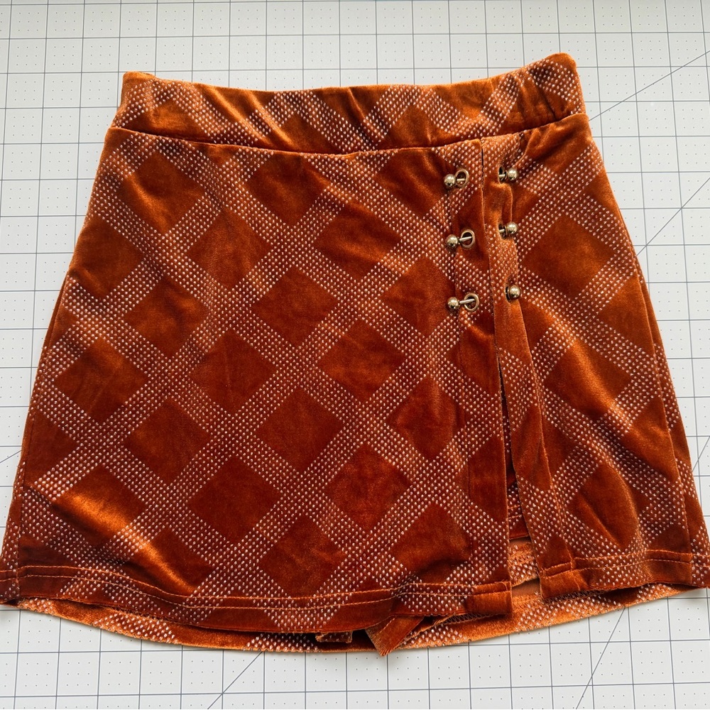 SHEIN Orange Velvet Mini Skirt